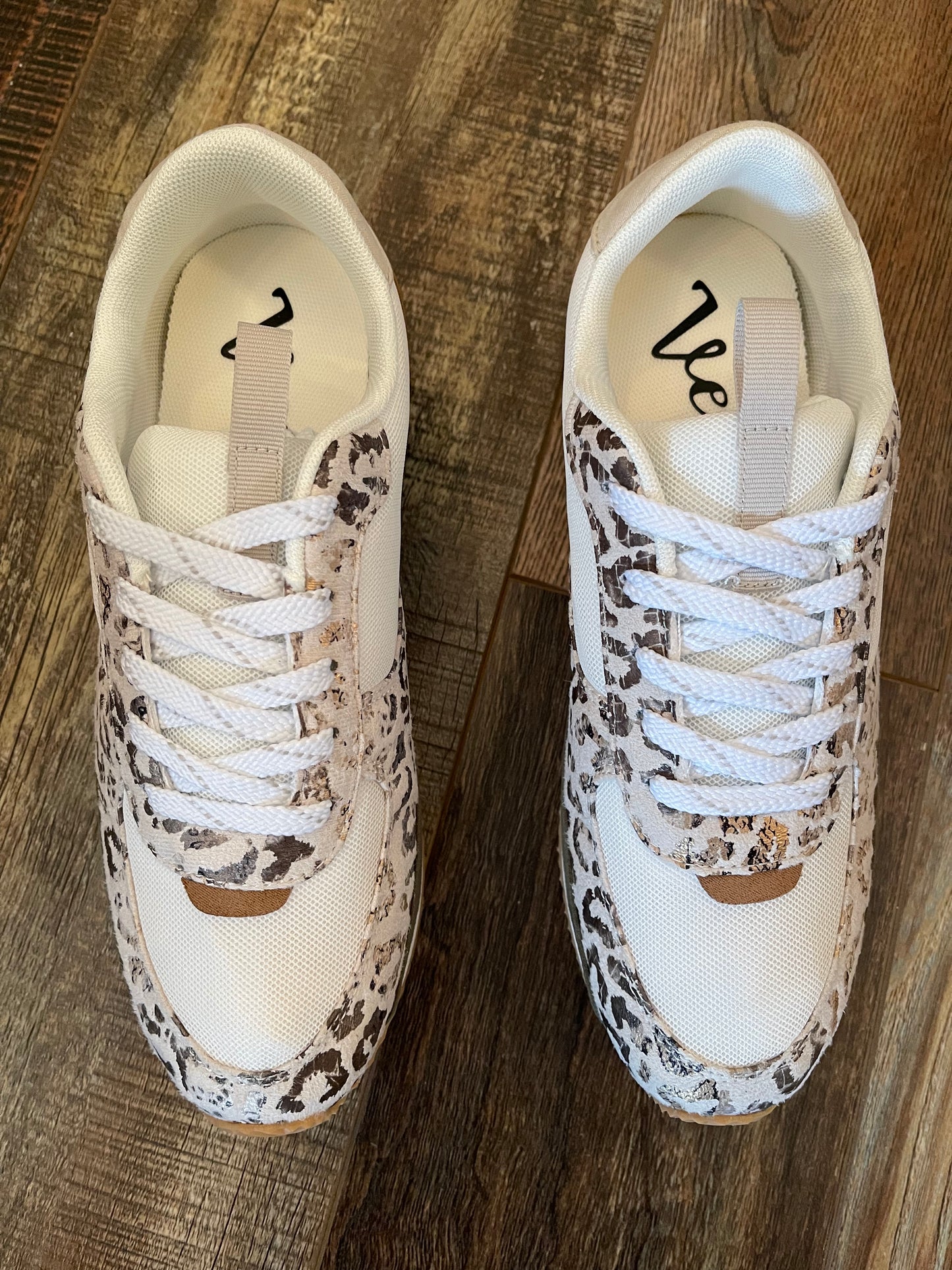 Very G Runner Cream Leopard
